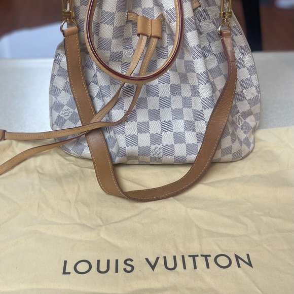 Authentic Louis Vuitton Girolata Damier Azur Bag - Picture 5 of 6